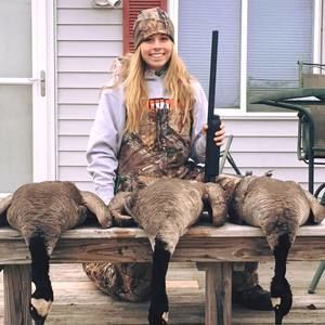 Meet your Posher, Kaylie